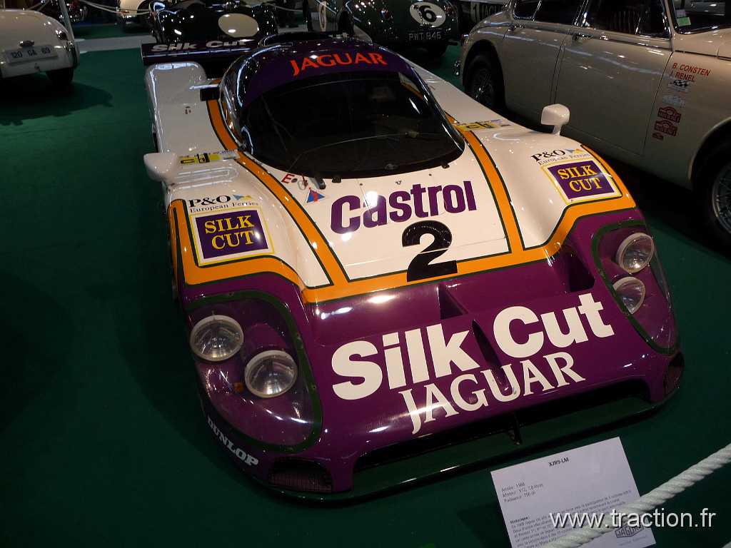 2011_epoquauto (162).jpg - 05/11/2011 - 69000 LYON - EPOQU'AUTO - 33ème Salon International Autos & Motos Anciennes - JAGUAR - Type XJR9-LM - 1988